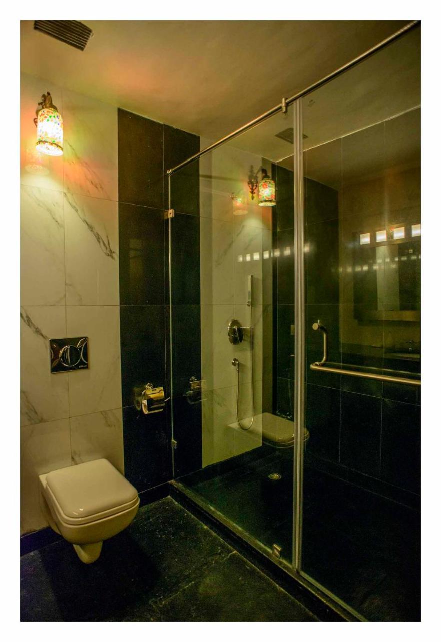 Hotel 233 Park Street Kolkata Bagian luar foto